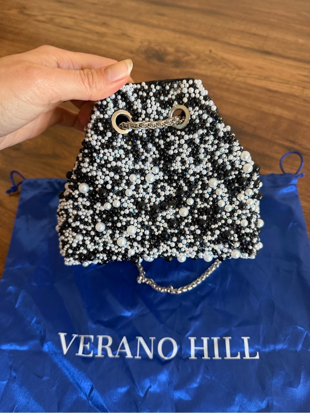 Lorrie Tassel Handbag bucket bag - Picture 3 of 9